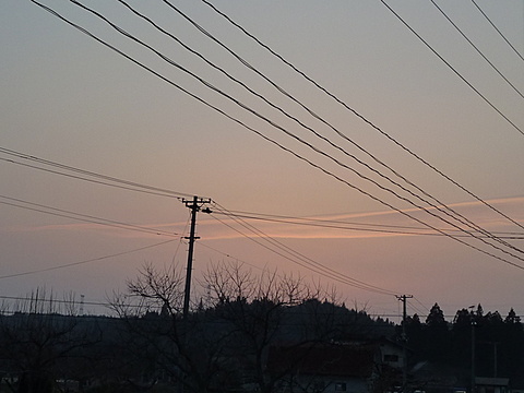 地震雲・・岩手の空